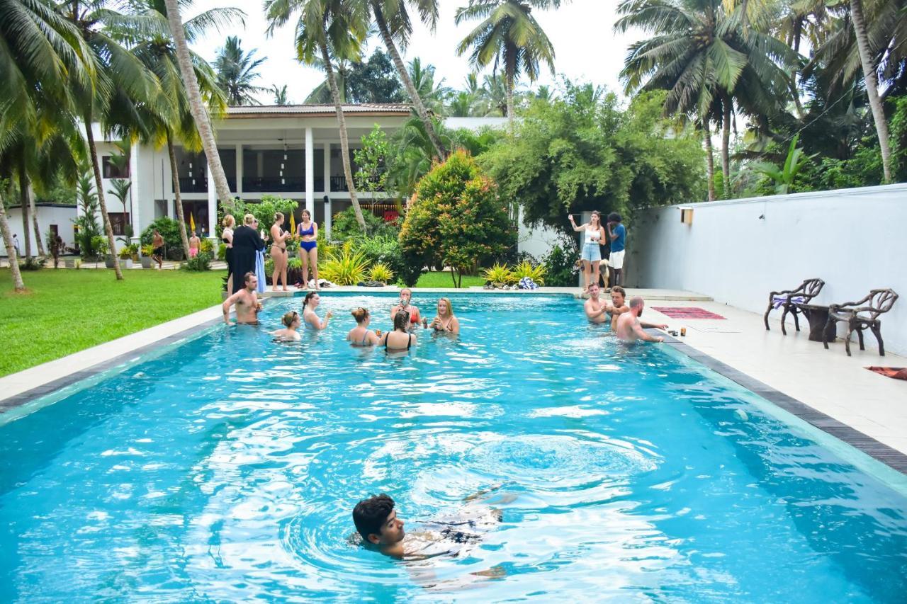 Why Not Mansion Hostel Habaraduwa Exterior photo